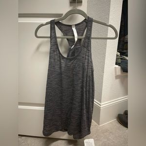 Lululemon essential tank